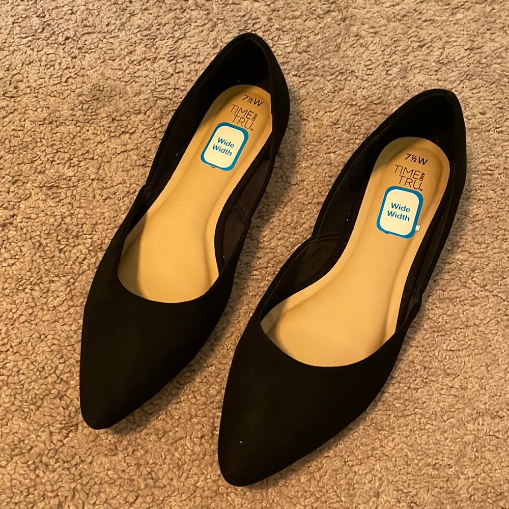 💖 Black Pointed Toe Flats
